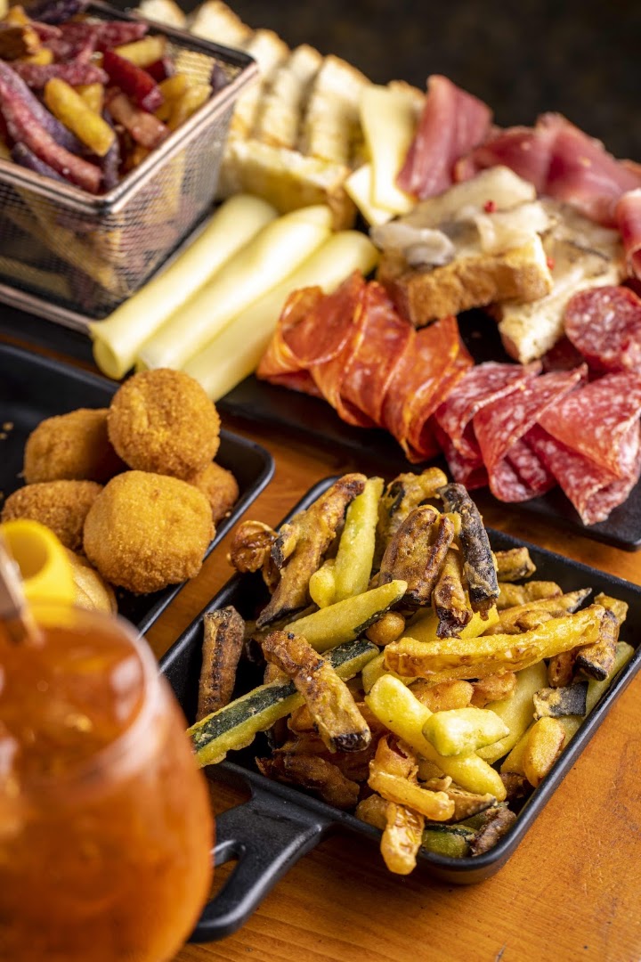 BirrEspritz - Aperitivo | Apericena Roma Centocelle, Roma