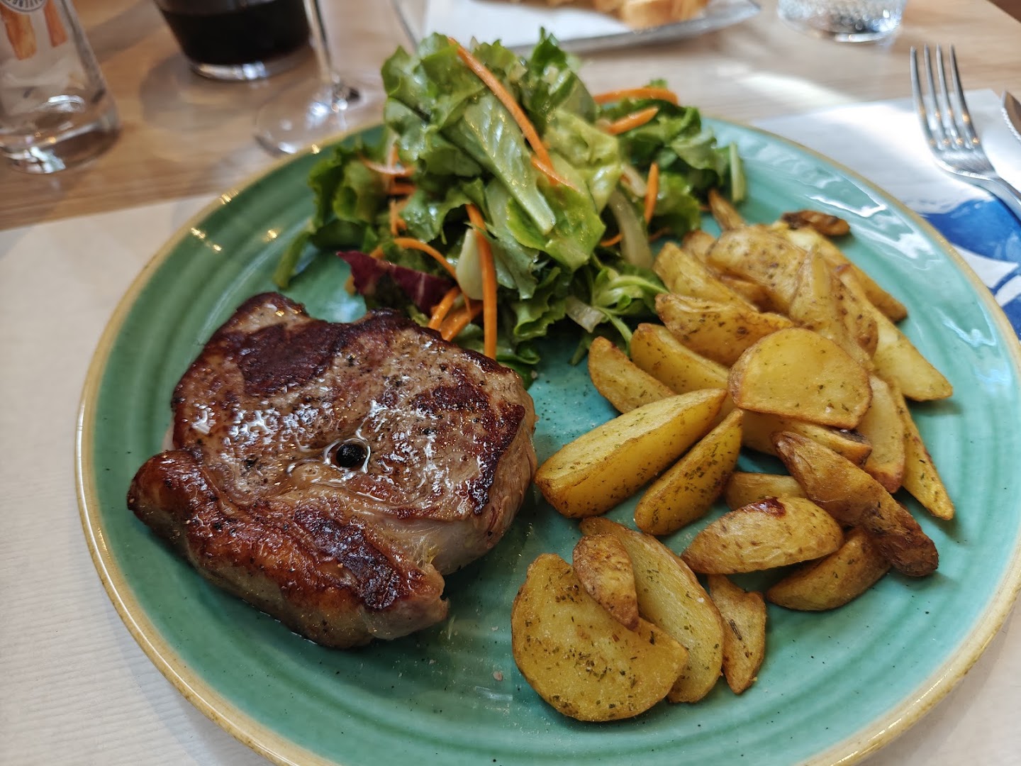 Bistro 12