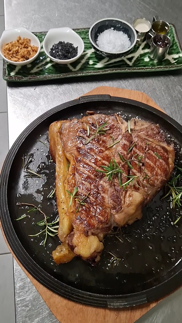 Bistro by Sigor