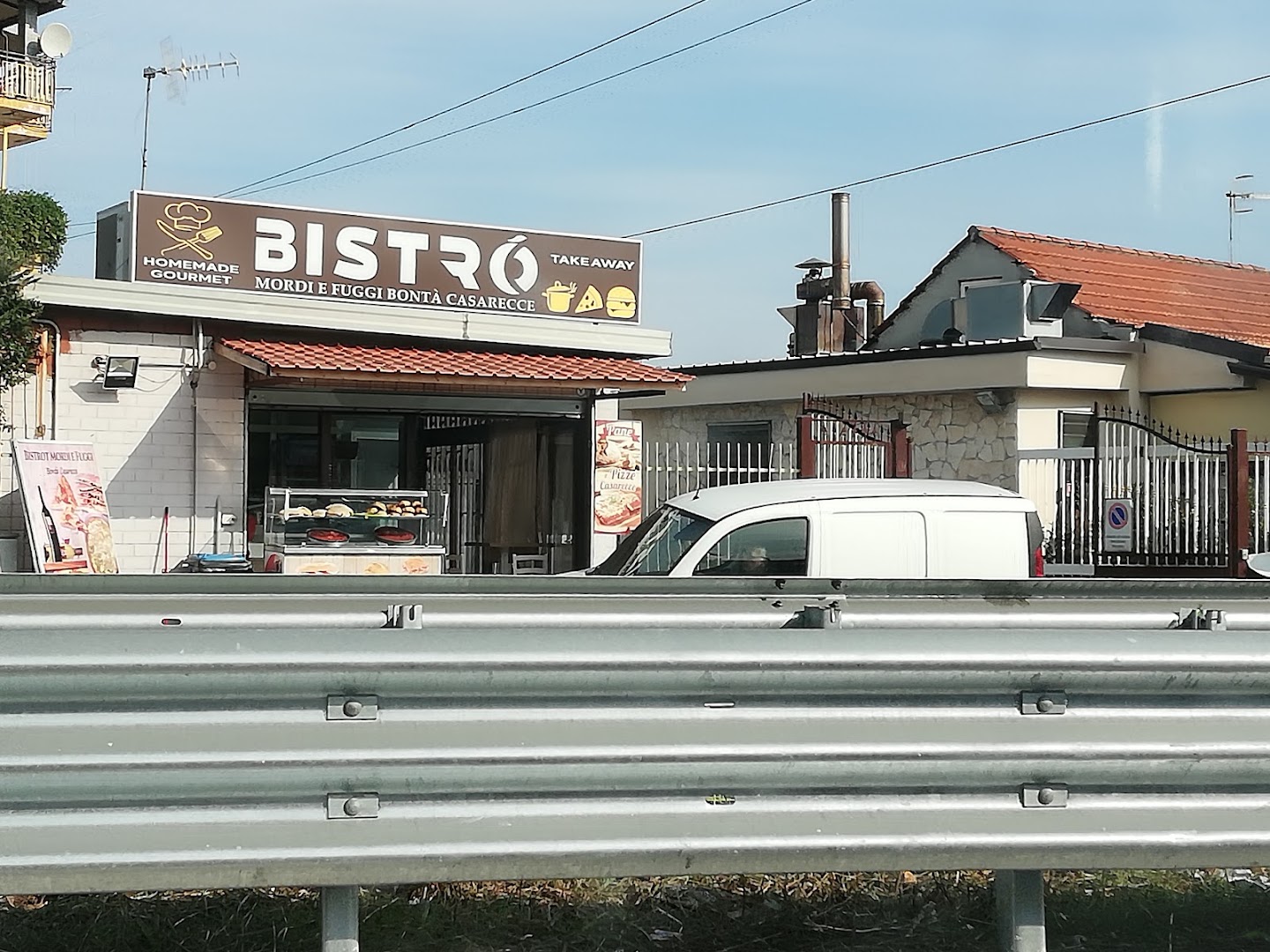 Bistrò Mordi e Fuggi, Mugnano di Napoli