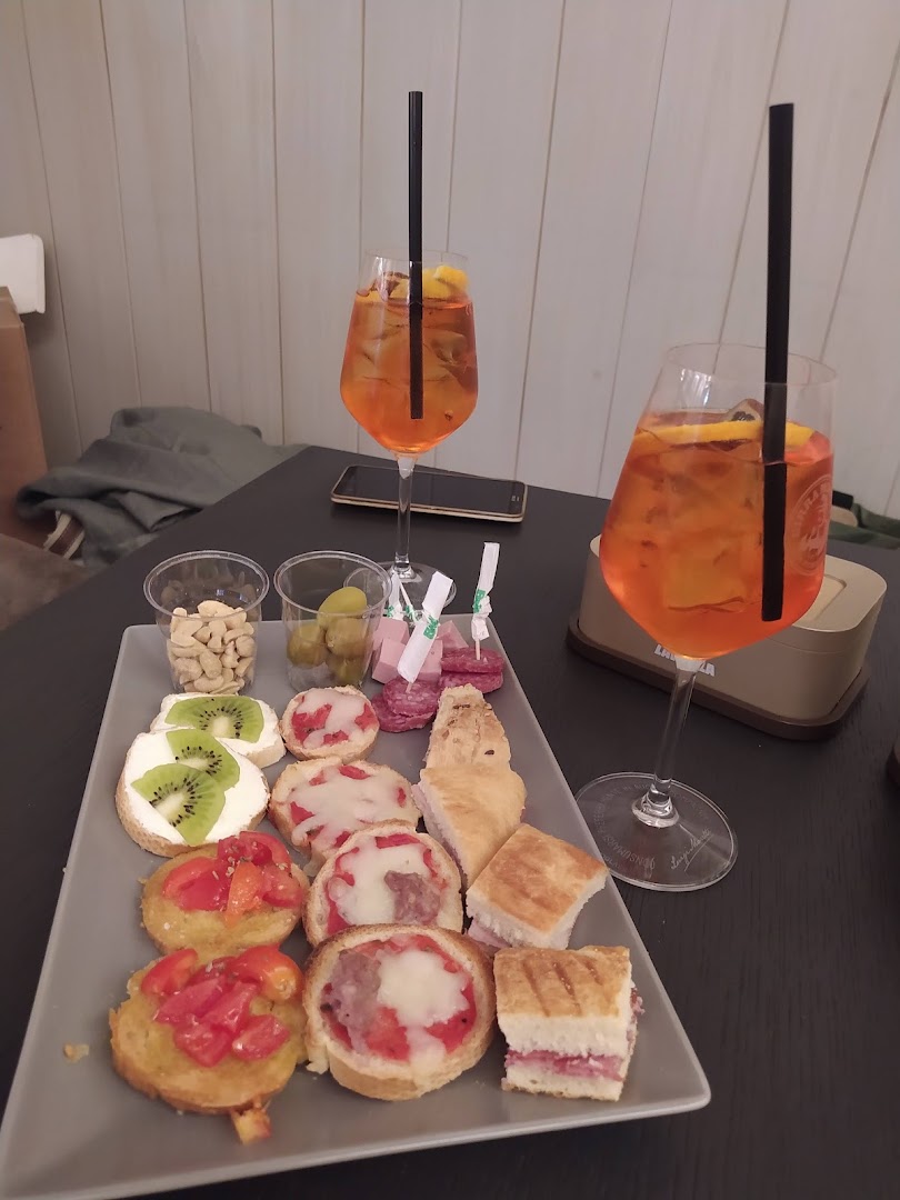 Bistro64