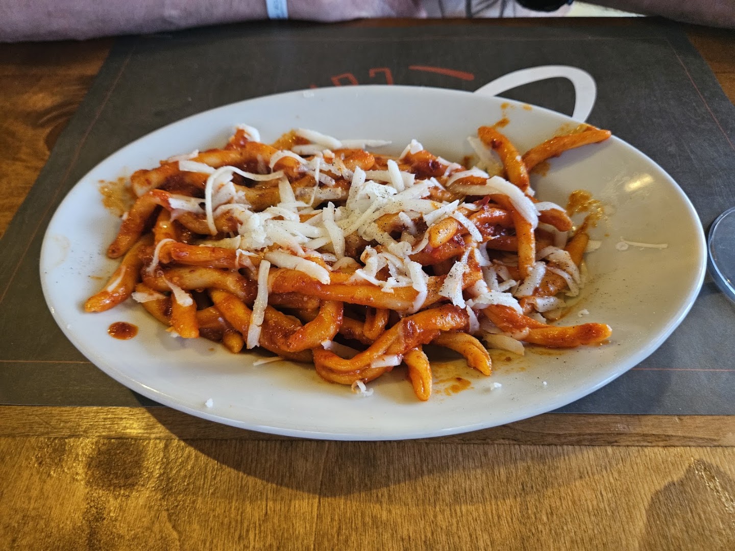 Bistrol Cafè - Home Cooking • Coffee • Lounge