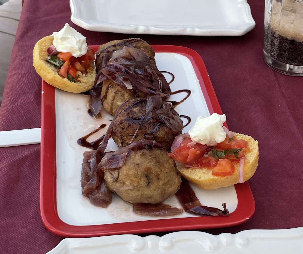 Bistrot des Artistes, cucina tipica