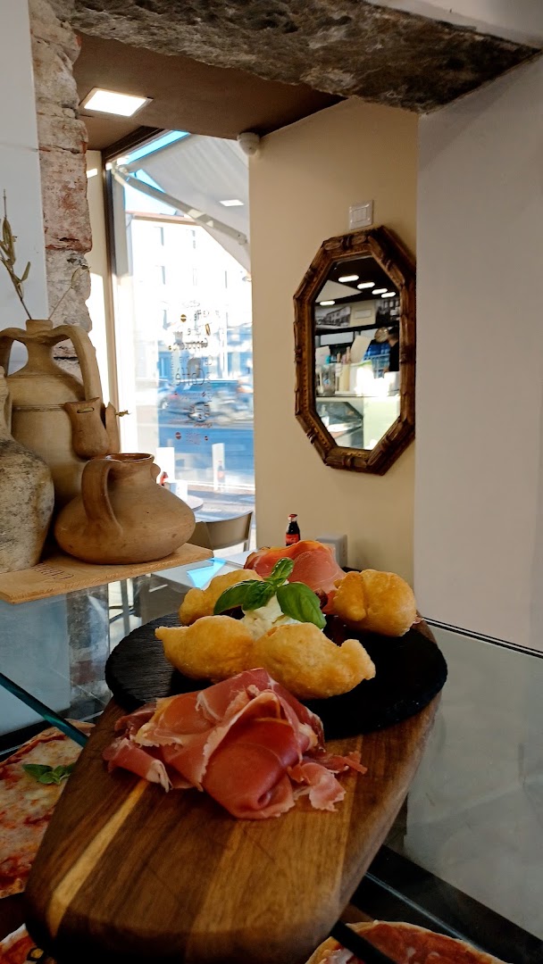 Bistrot Fish Garden Pinseria