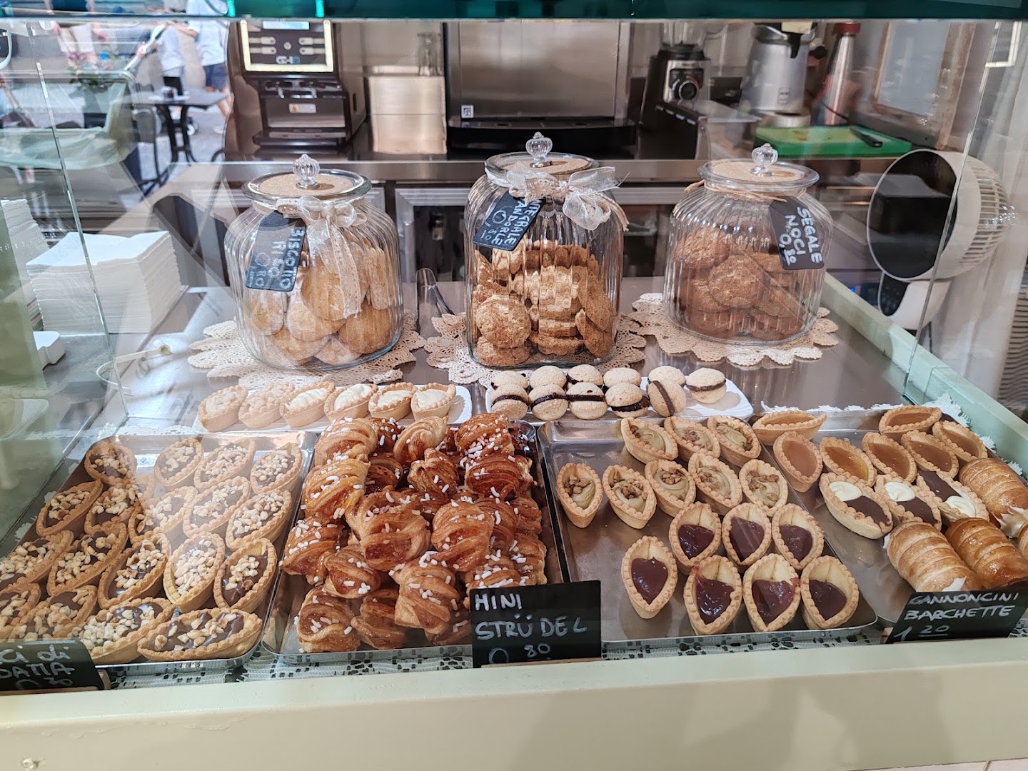 Bistrot Gelateria Cappuccetto Rosso