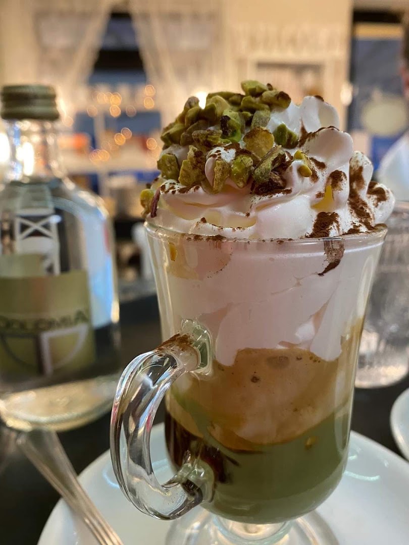 Bistrot Gelateria Cappuccetto Rosso