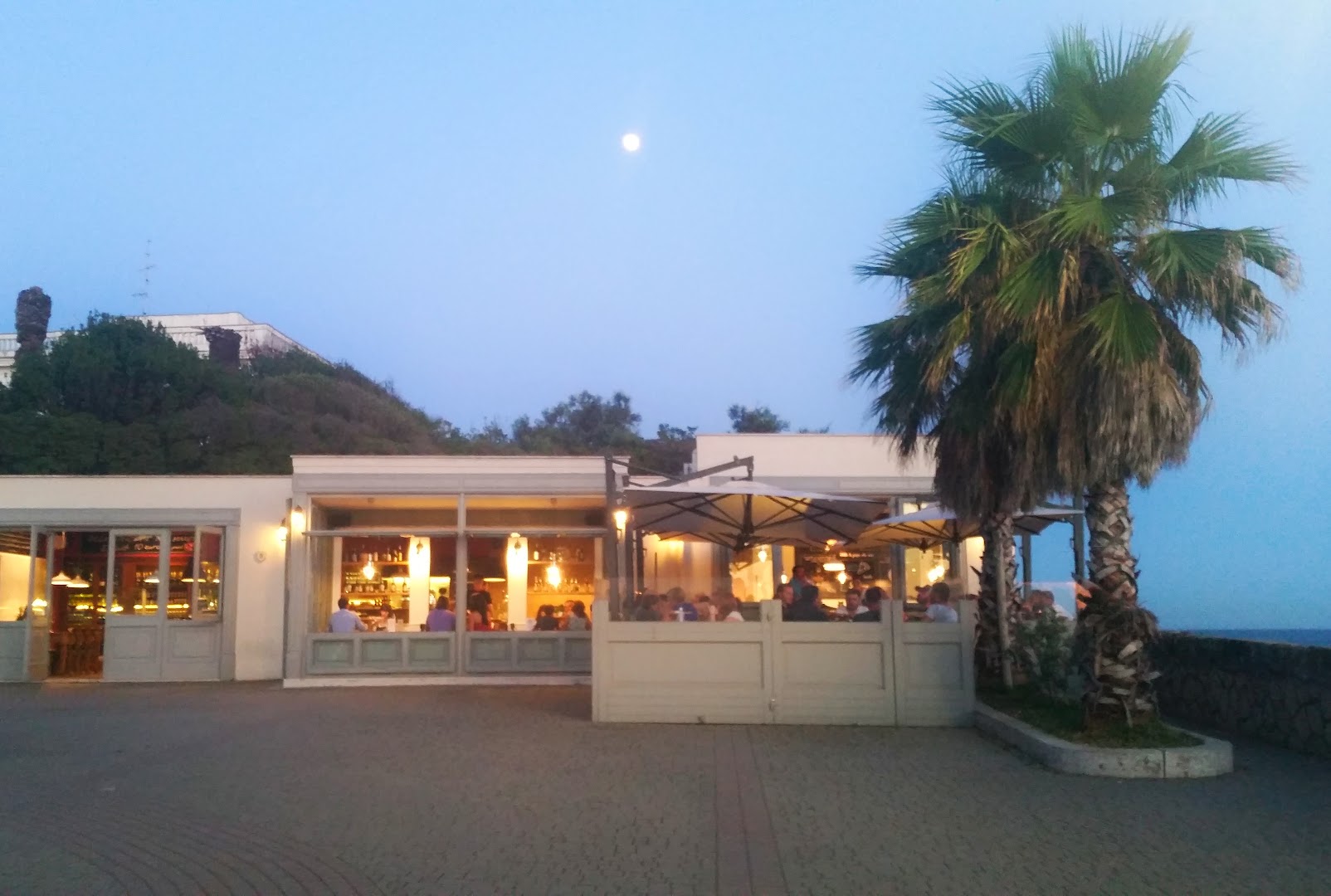 Bistrot & Pizza a Volontà