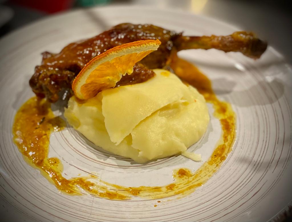 Bistrot Qua La Mano