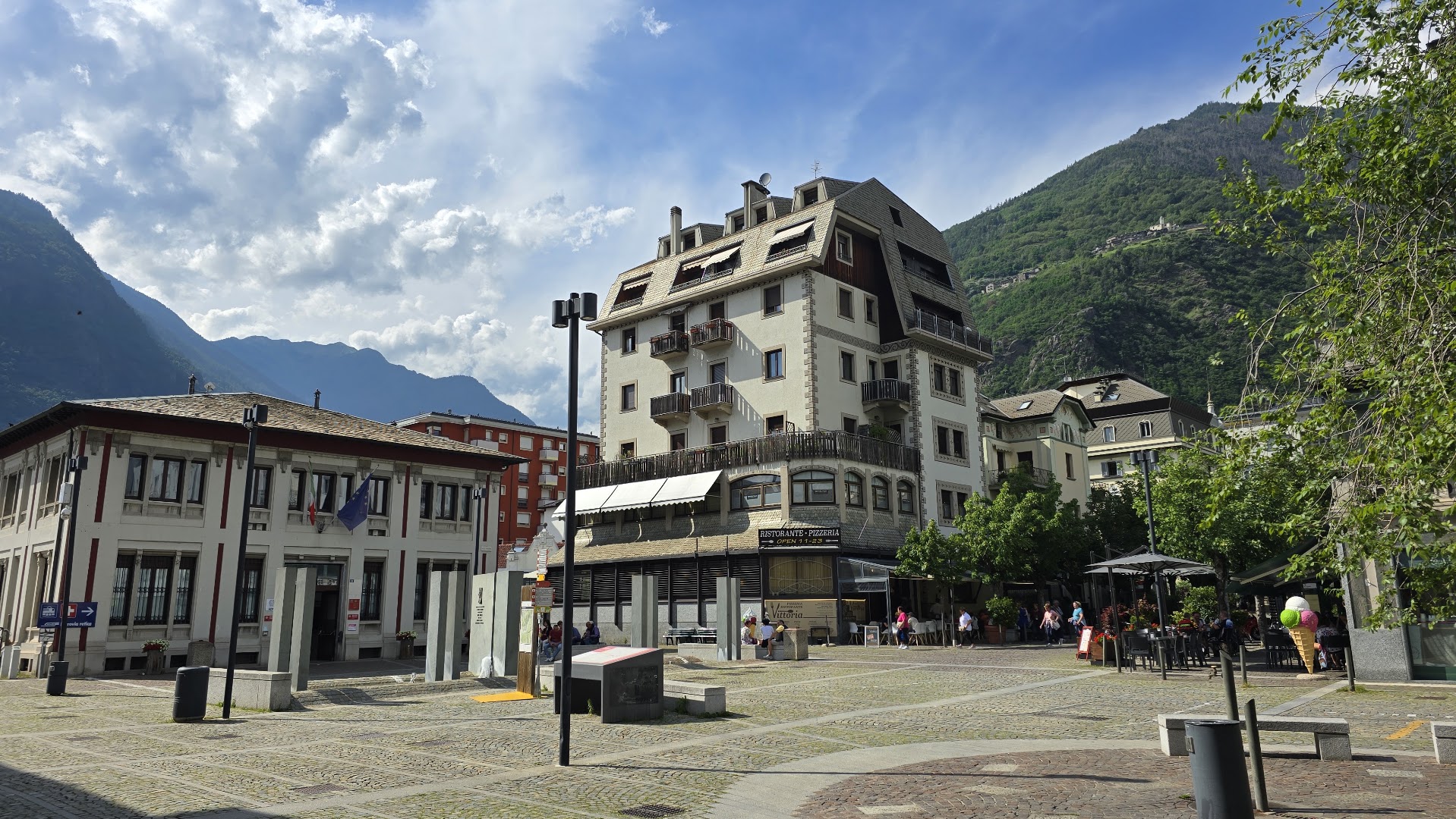 Bistrot Tirano | Pizzeria Ristorante Ai Portici