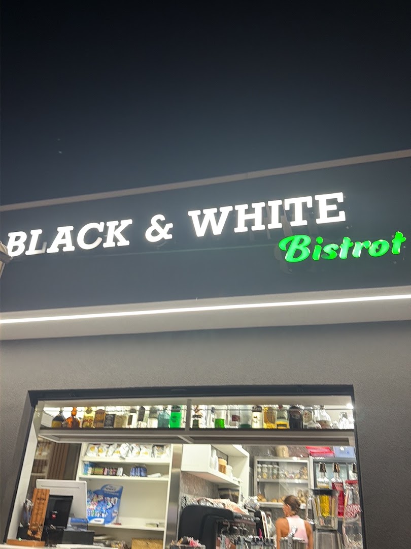 Black and White Bistrot