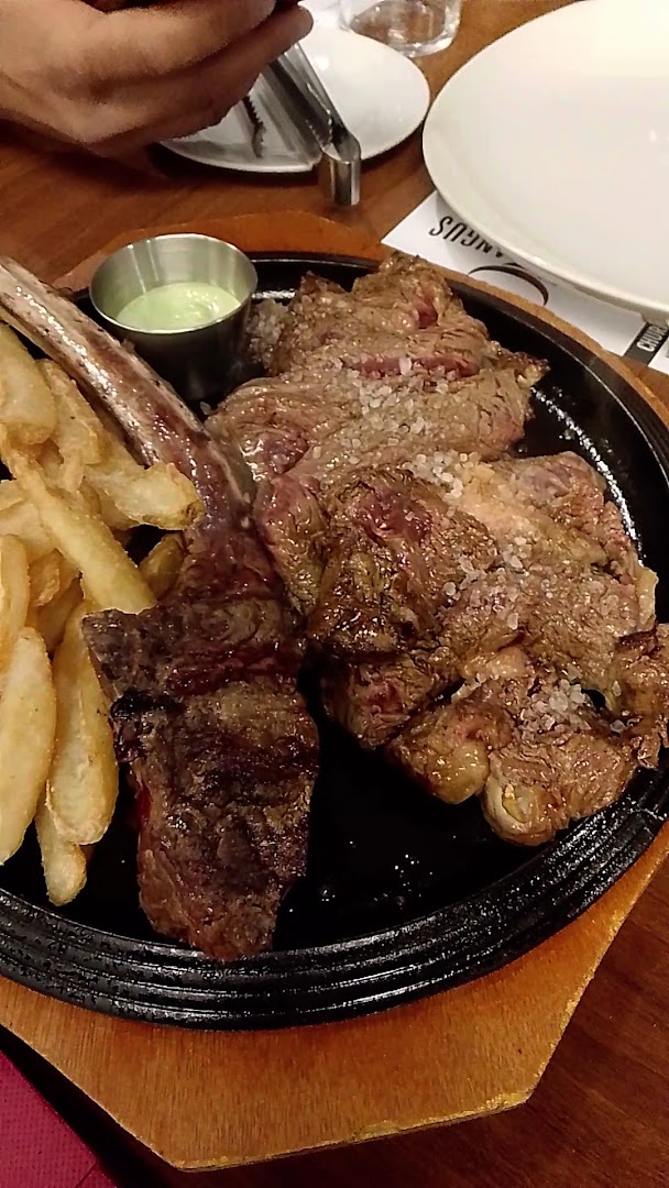 BLACK ANGUS STEAK HOUSE