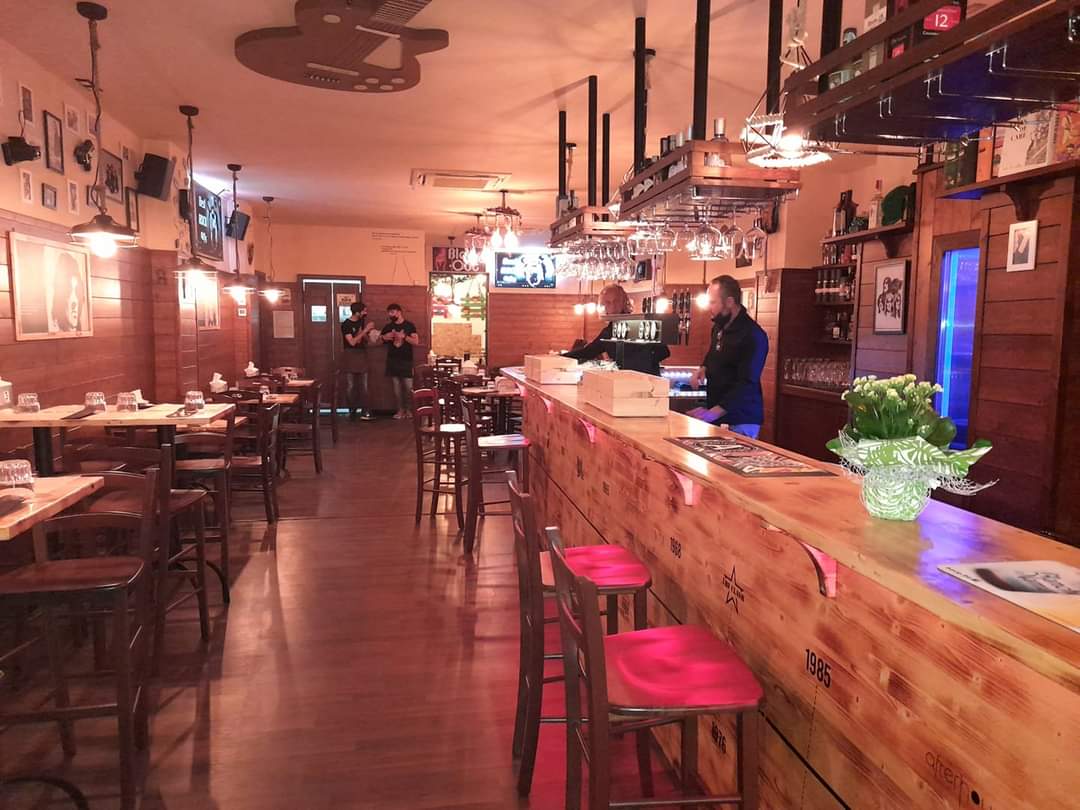 Black Dog rocknfood | Pub, braceria, friggitoria