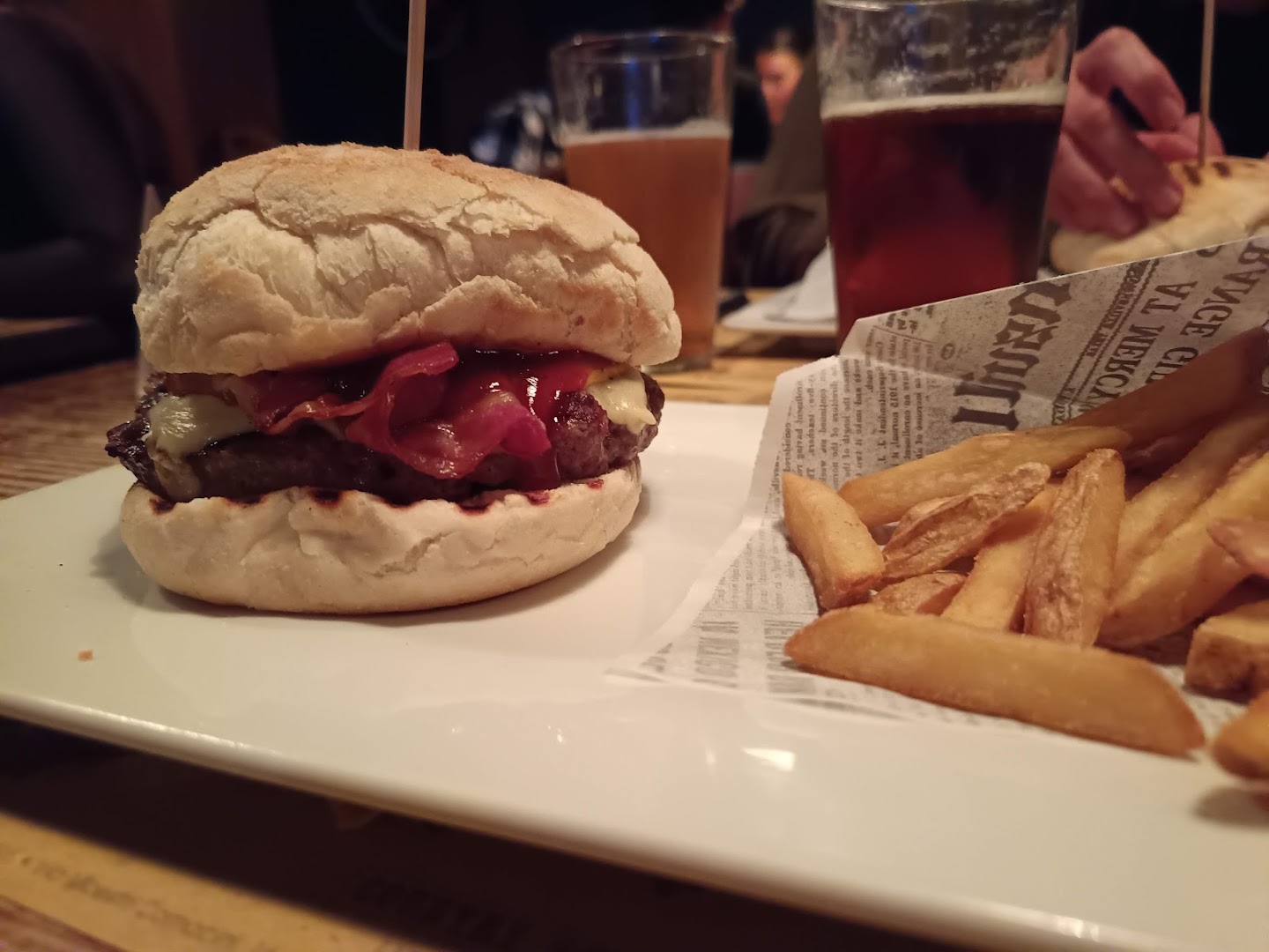 Black Horse Pub