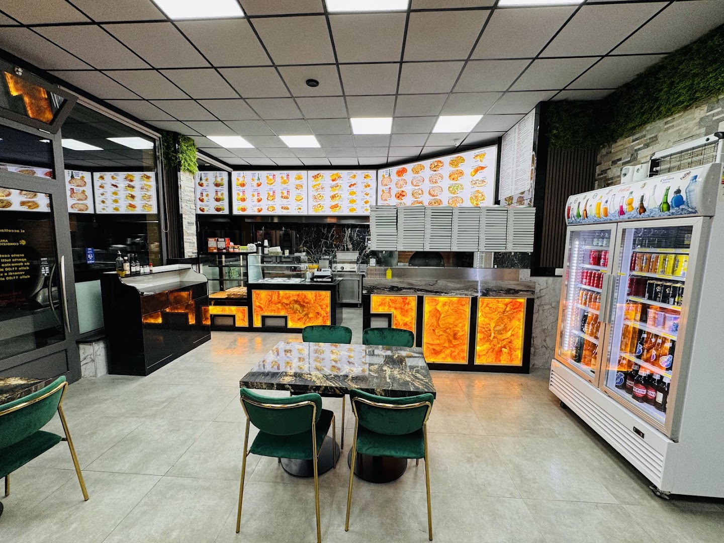 BLACK ISTANBUL Kebap Pizzer