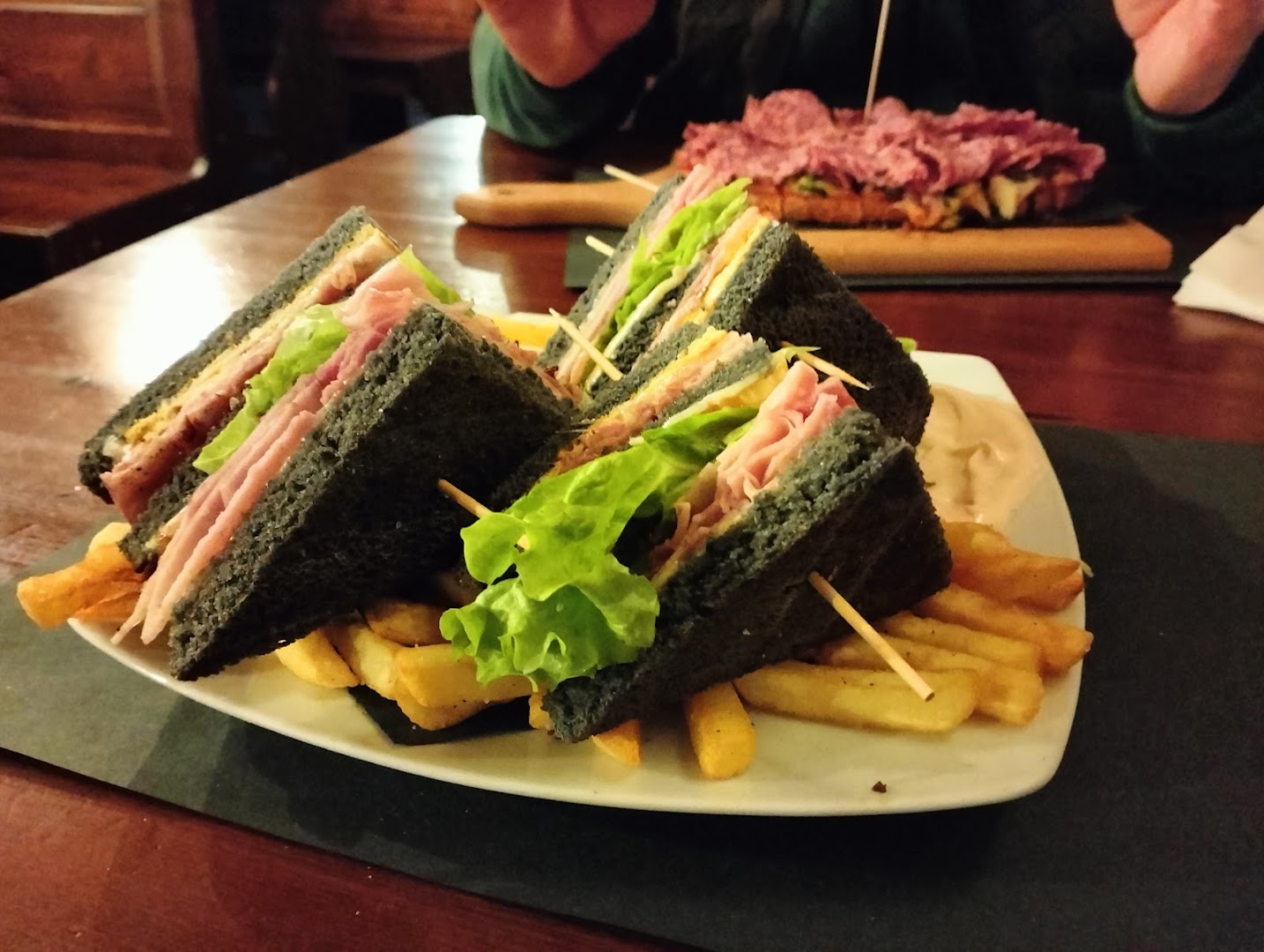 Black Lotus Pub