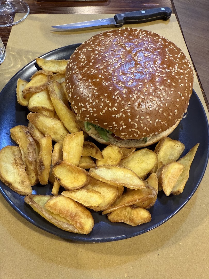Black Moon Bistrot