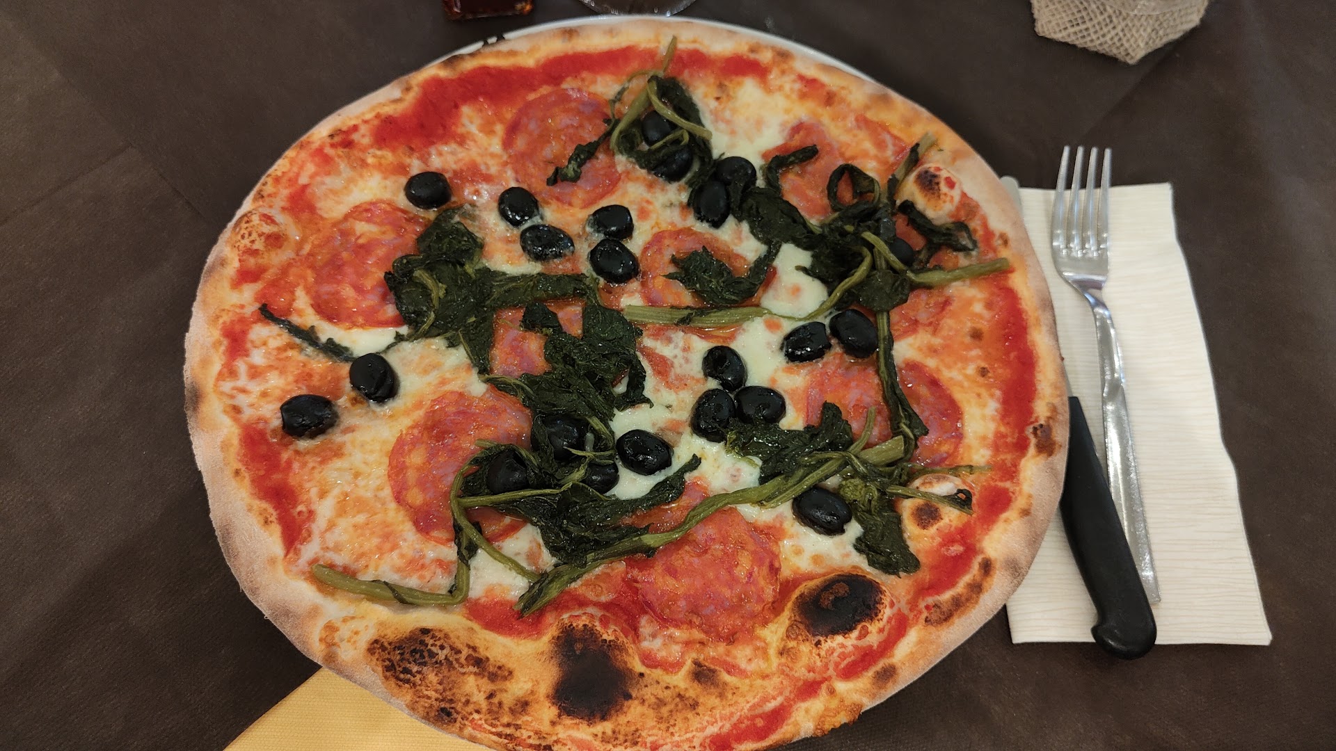 Black Pizzeria American Bar
