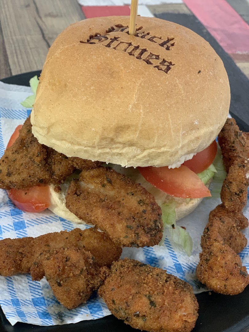 Black Stones Pub&Grill