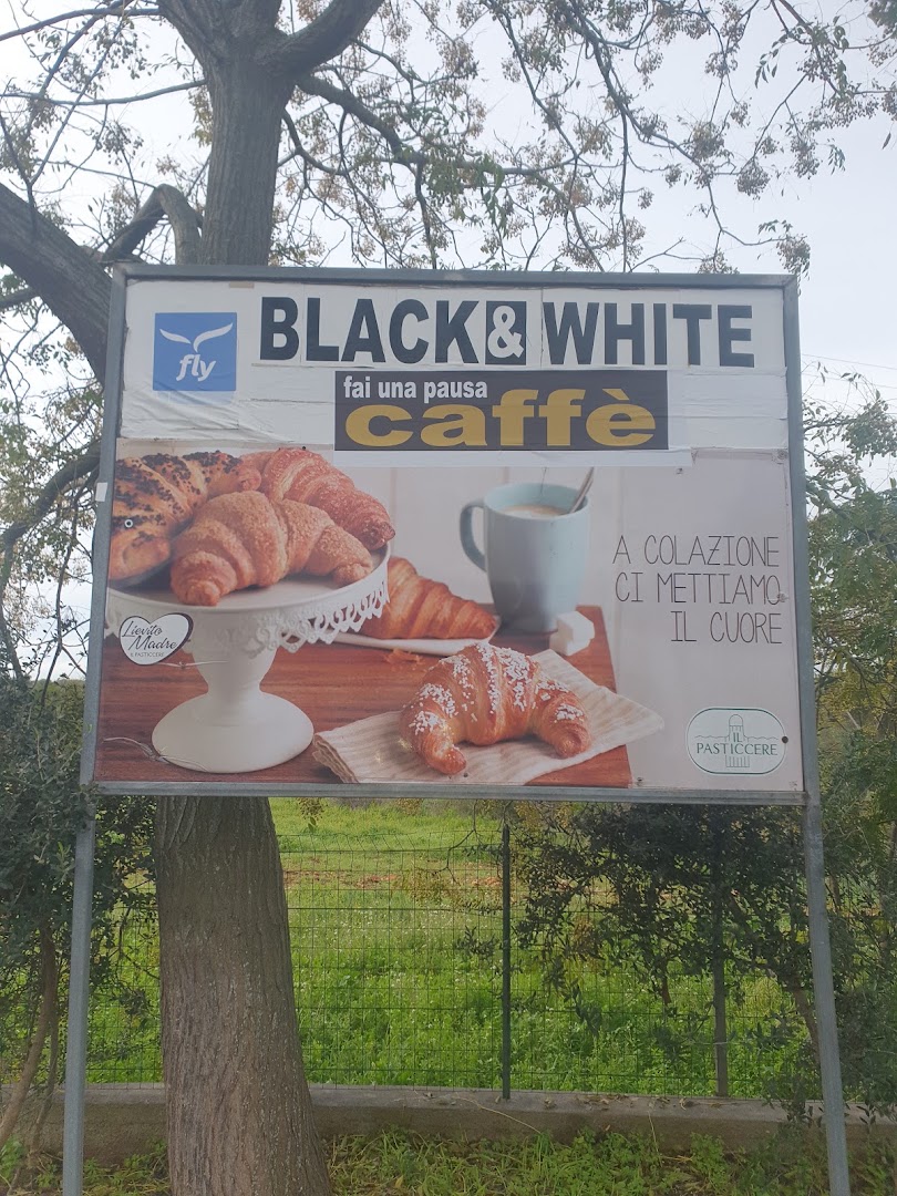 Black & White Cafè | FLY Area di Servizio Castelluzzo, Francavilla Fontana