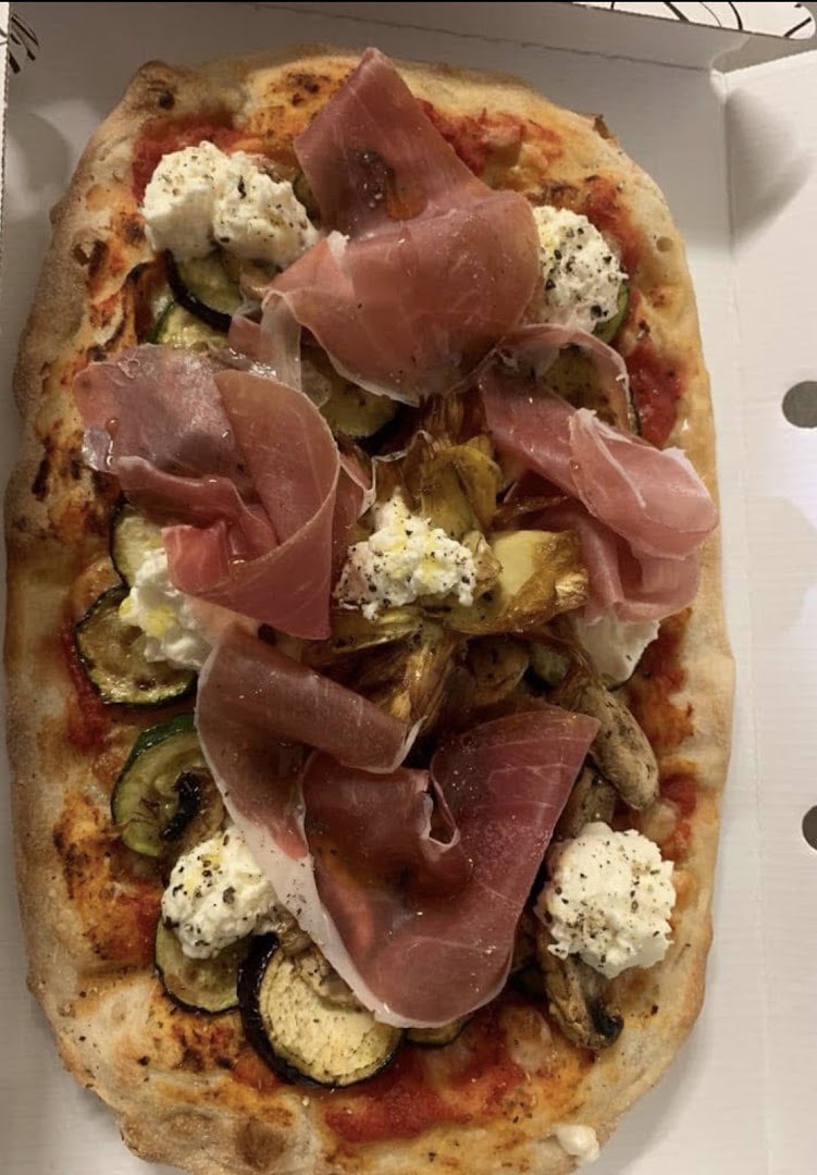 Black & White - Pinseria - Hamburgeria -Aperitivi- Pizzeria