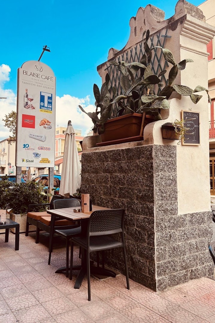 BLAISE CAFE