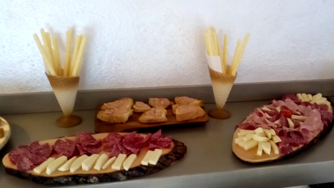 BLANDIS - Wine & Cafè