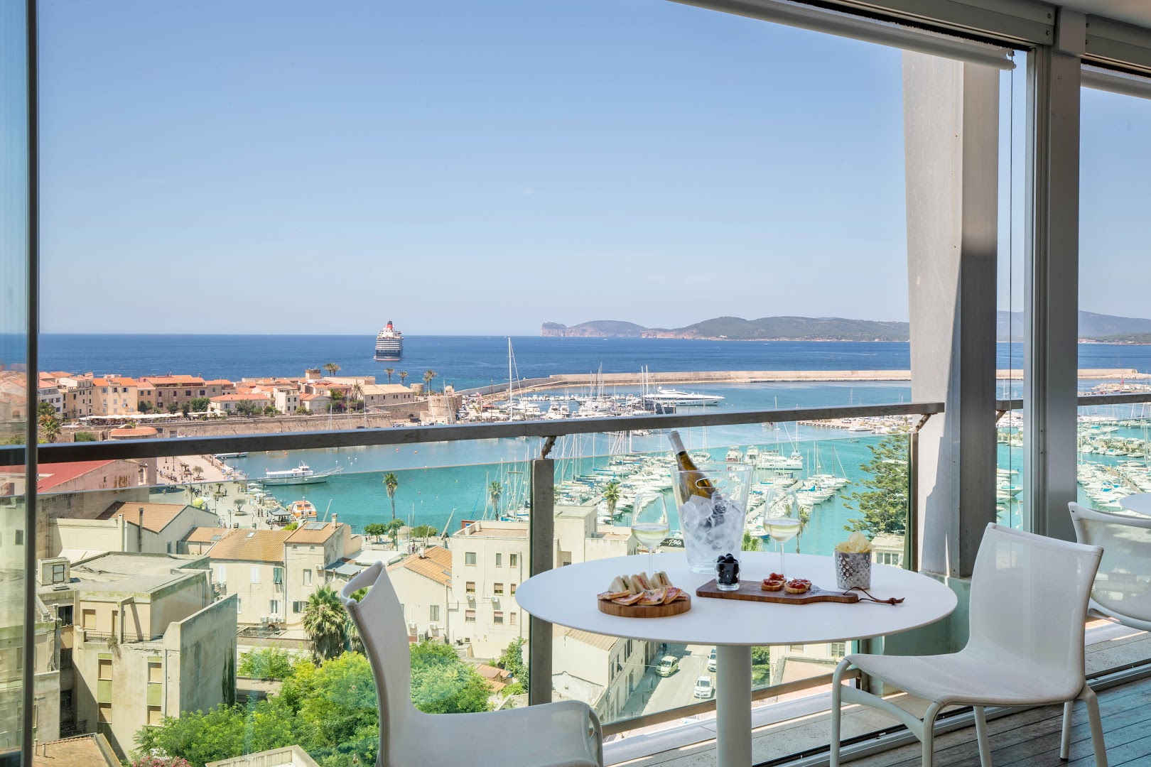 Blau SkyBar