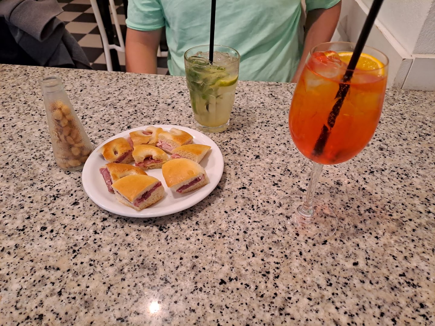 Blu Bar