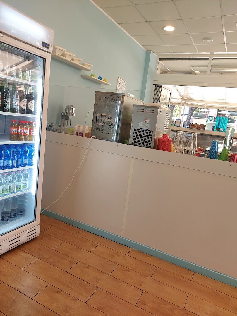 Blu Gelateria Creperia Bar
