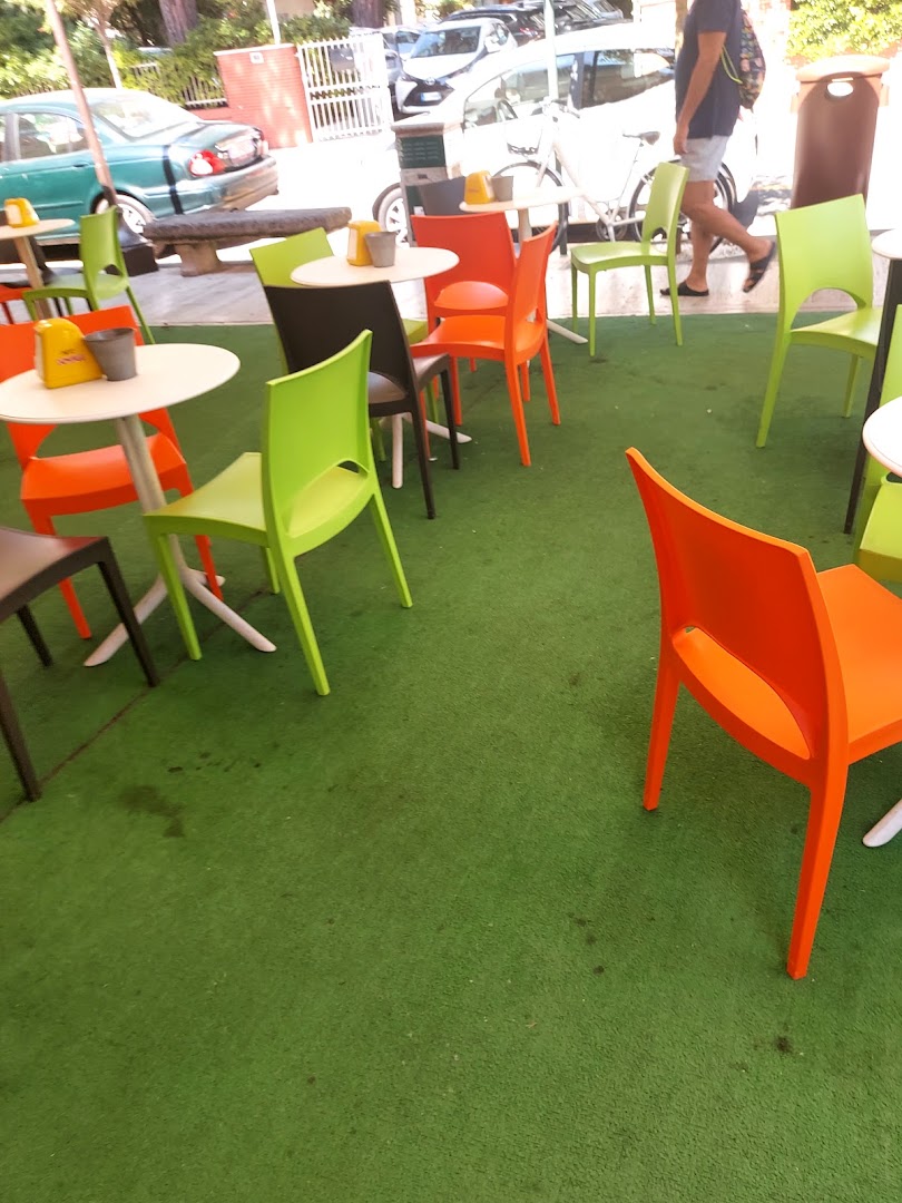 Blu Gelateria Creperia Bar