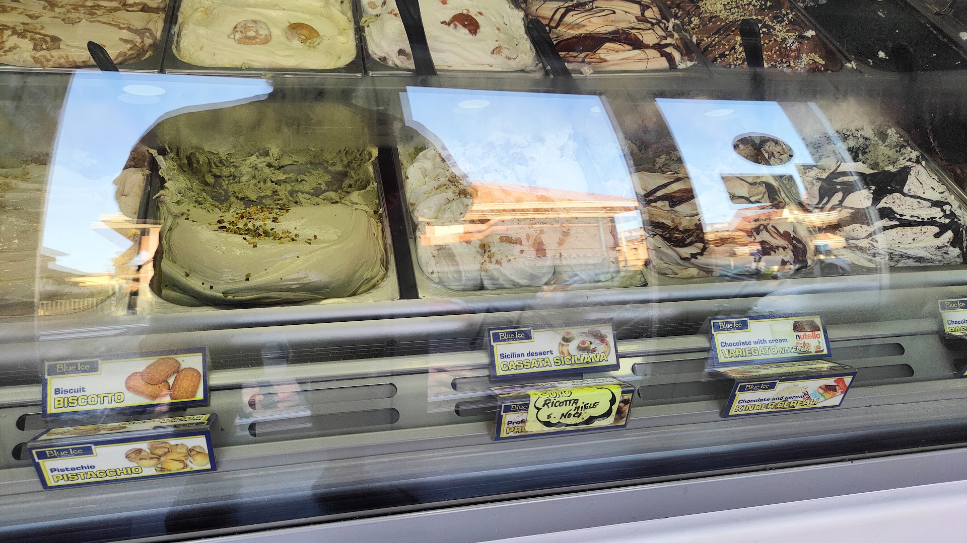 Blue Ice Gelateria Gasperina