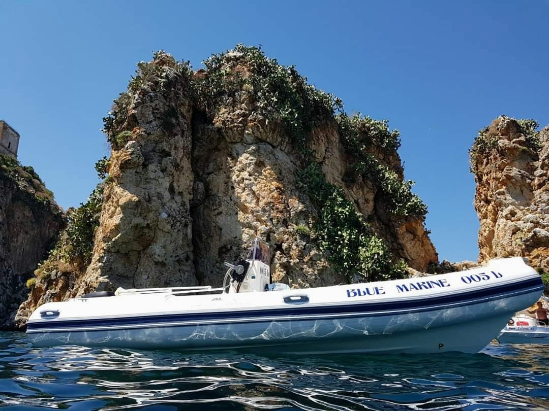 Blue Marine Noleggio Barche e Gommoni - Tour ed Escursioni Castellammare del Golfo, Castellammare del Golfo