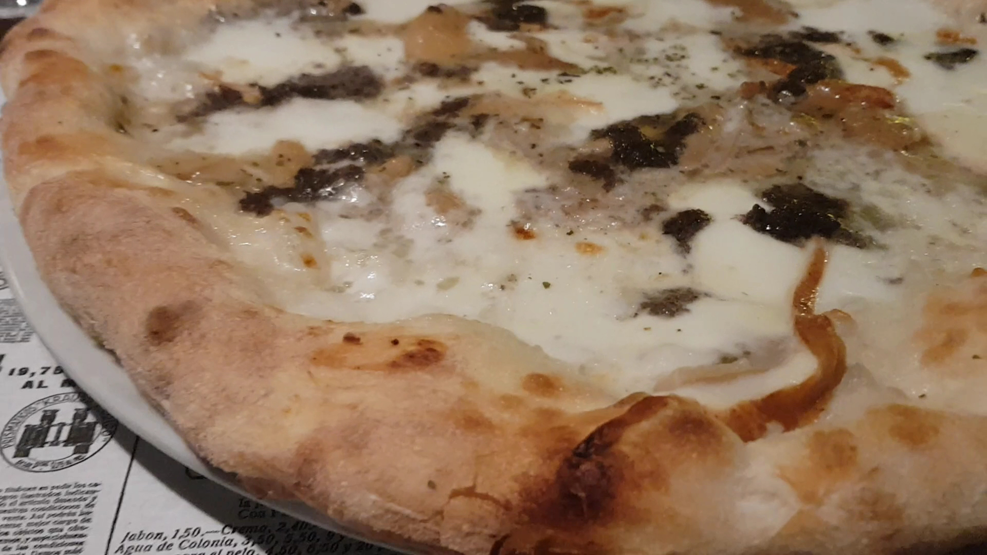 Blues Bar Pub Pizzeria