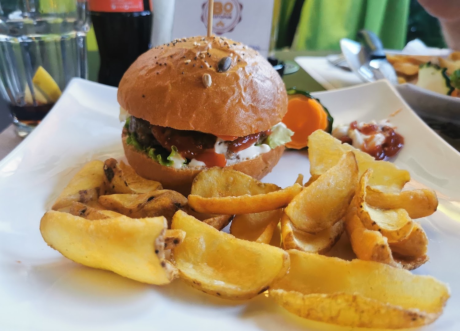 Bo Bar Risto Pub