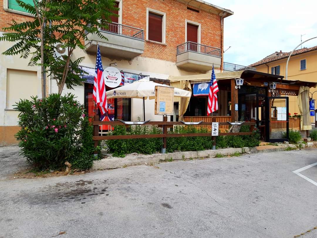 Boars Nest Country Bar
