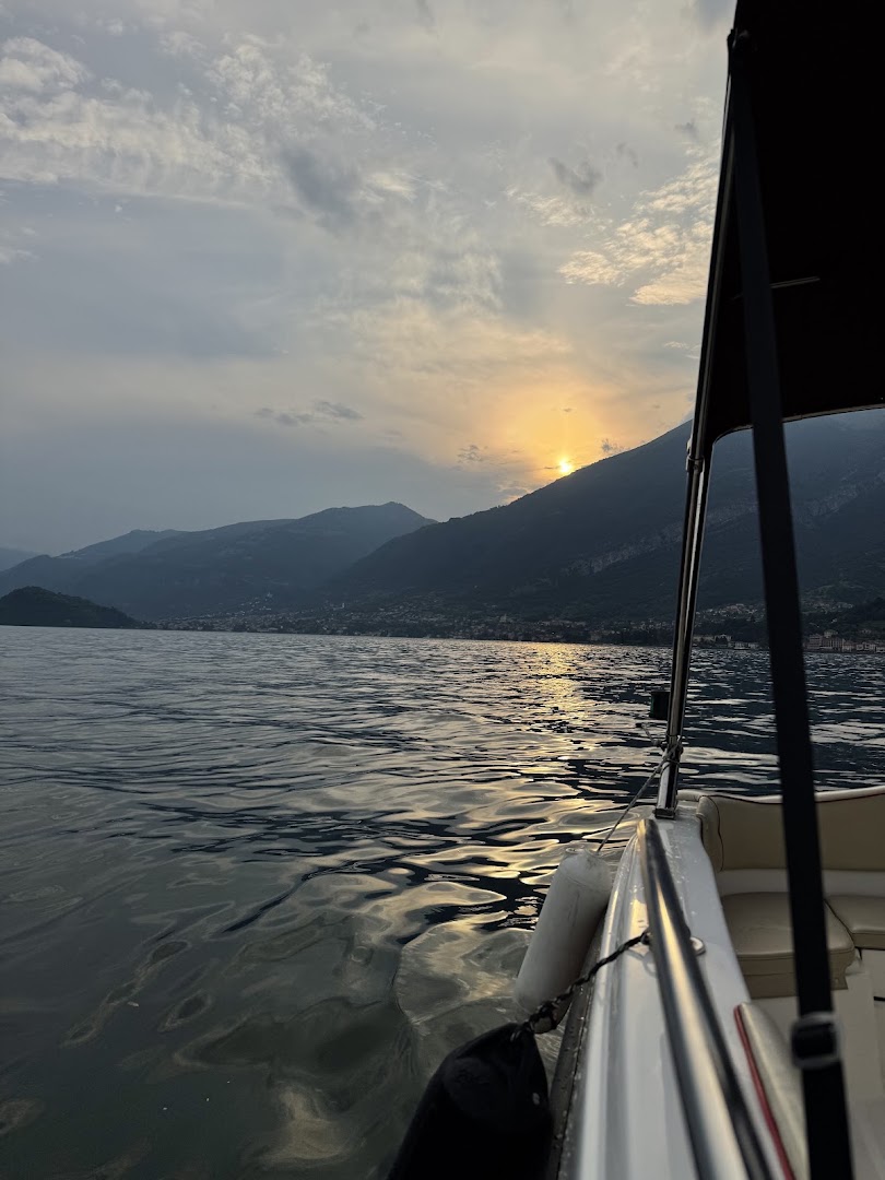 Boathirebellagio, Bellagio