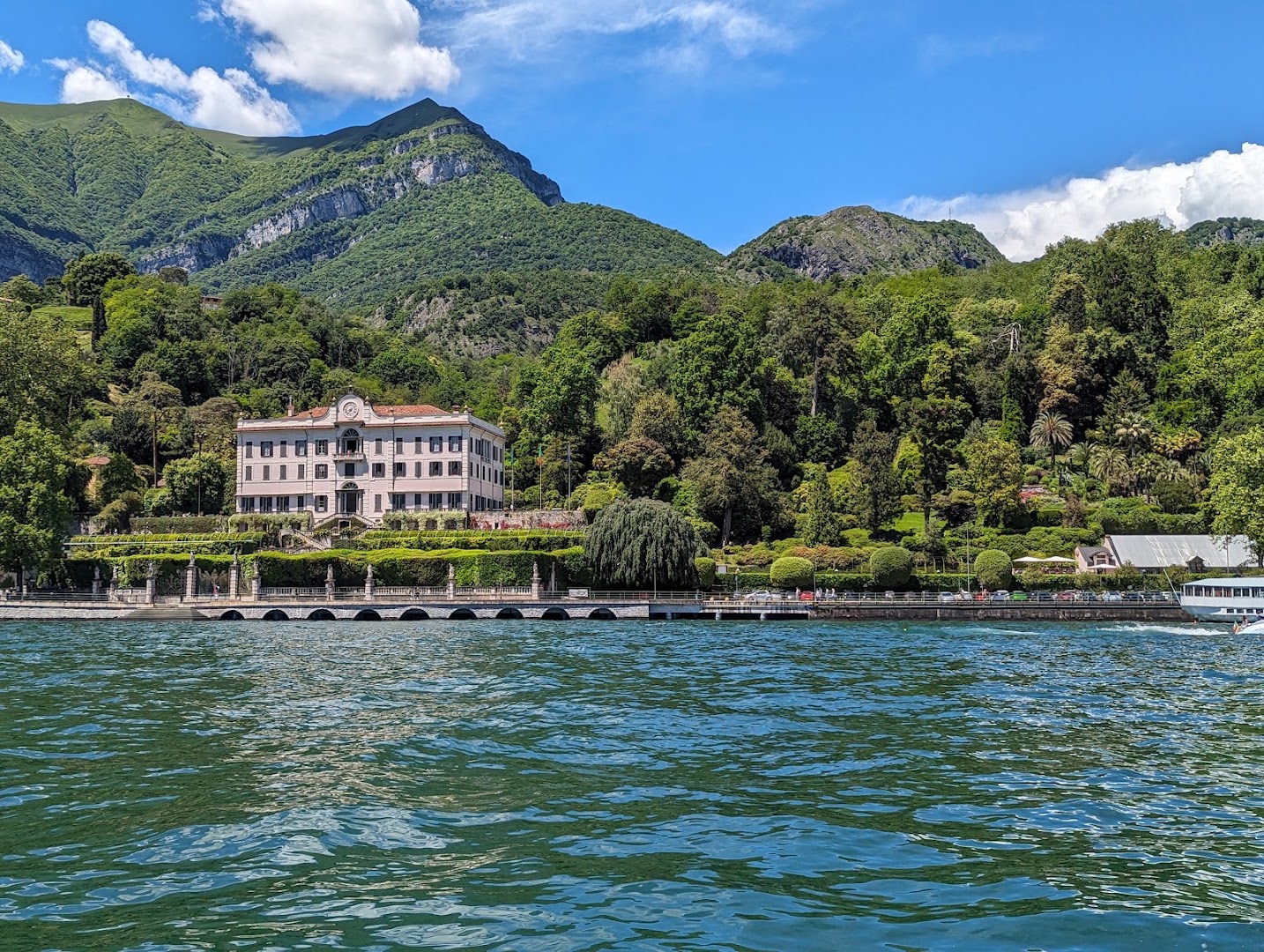 Boathirebellagio