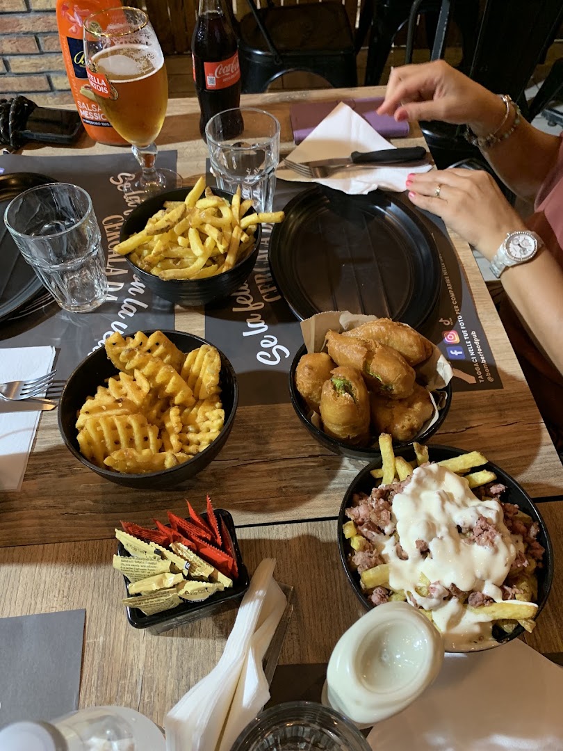 Bomber Food Pub