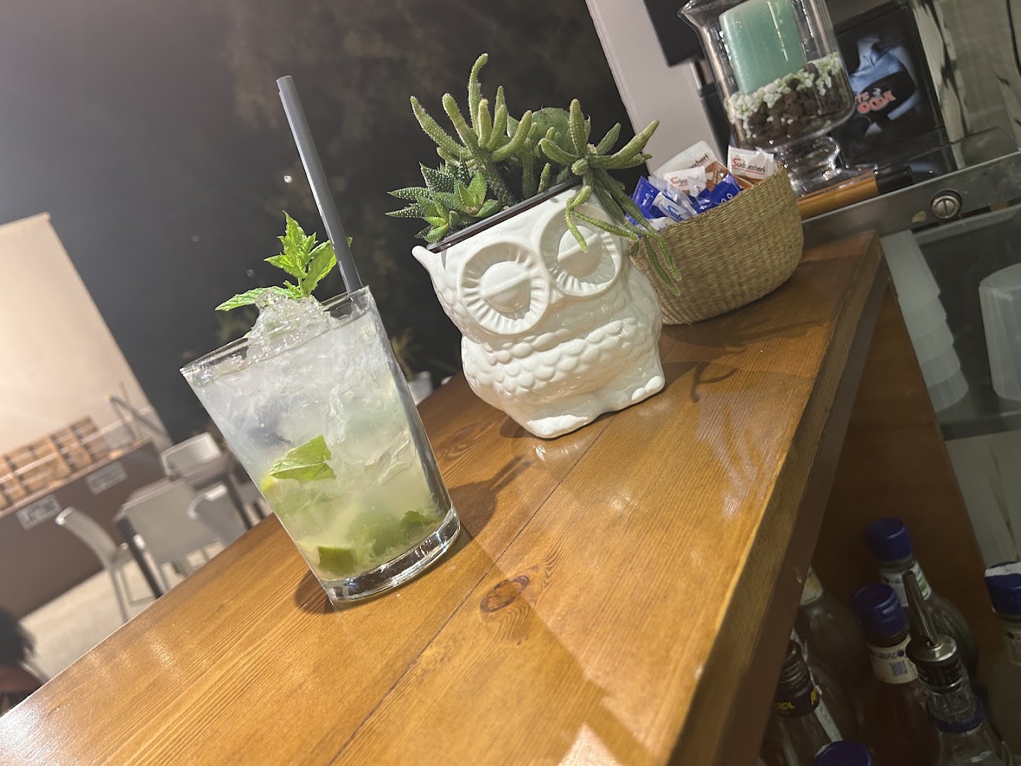 BOMDIA BEACH - Food-Bar