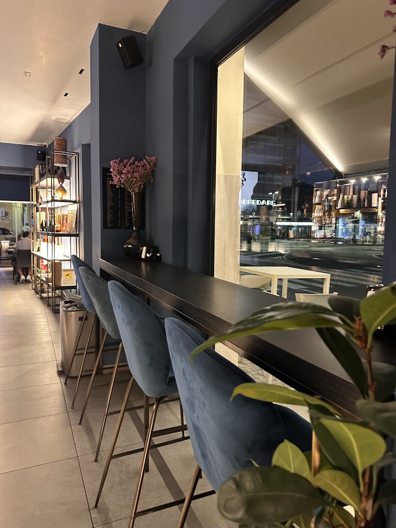 Bon Ton Lounge Bar