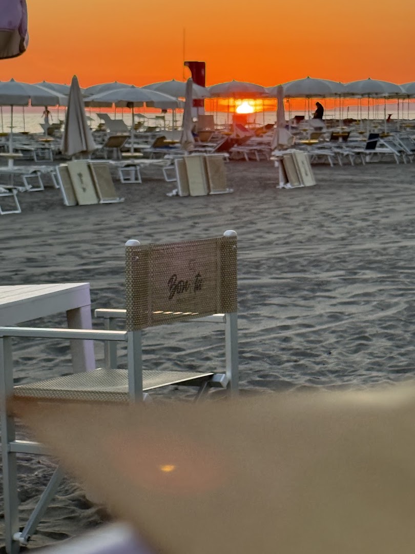 BONITA BEACH CLUB