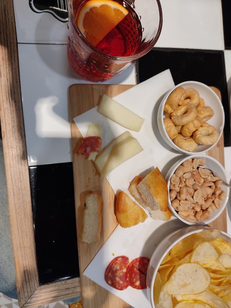 Booh Fruit & Coffee