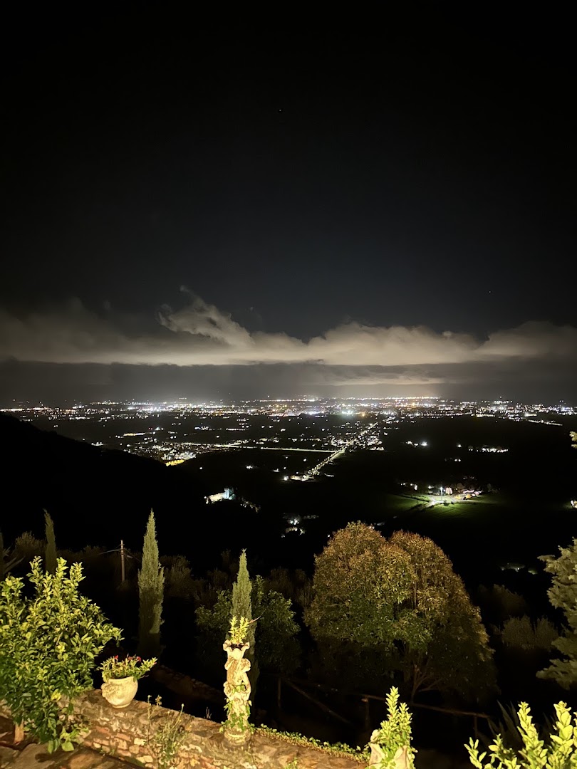 BORGO DEGLI ARANCI - Loc. LE CAPANNE
