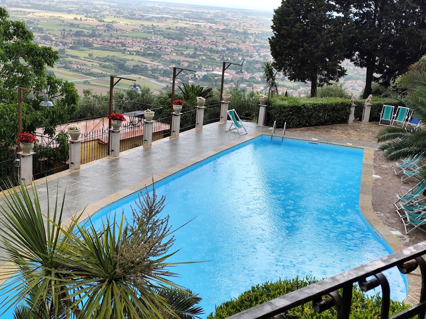 BORGO DEGLI ARANCI - Loc. LE CAPANNE