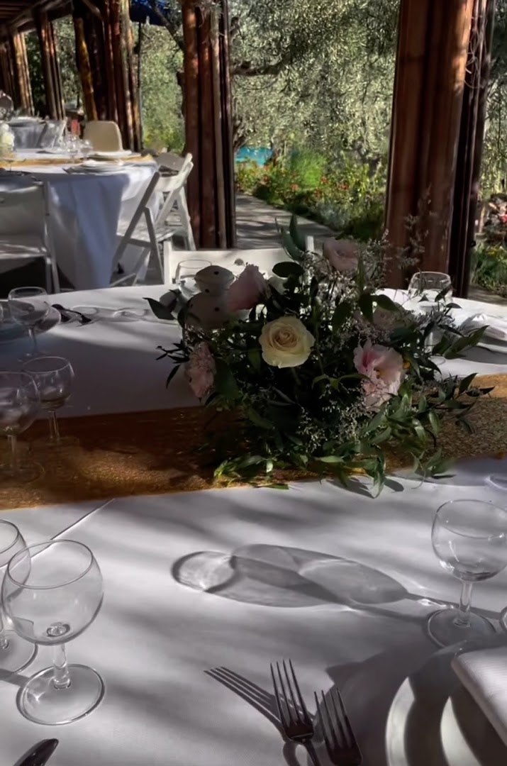 Borgo Medievale di Poggio alla Pieve Relais, Food & Art