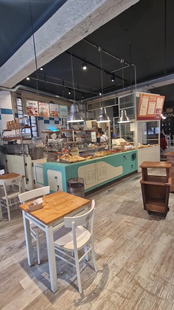 Botega Caffè Cacao Saronno, Saronno