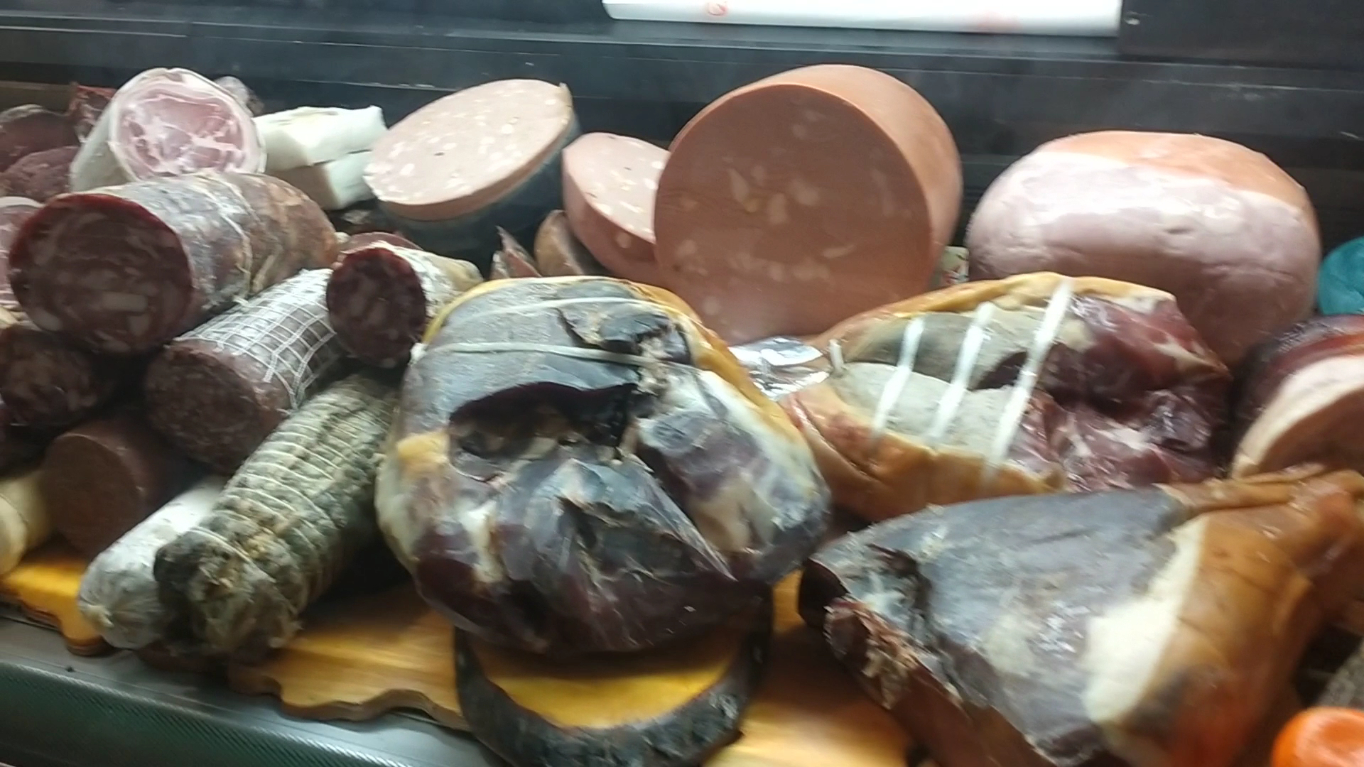 BOTTEGA DEI DUE MONTI