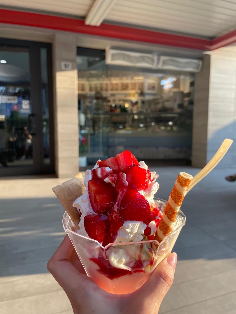 Bottega del Gelato Eis Center