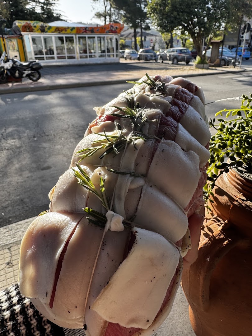Bottega Della Carne Di Arcidiacono E Cavallaro specialità salsiccia al ceppo