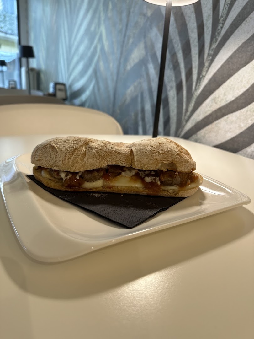 BOUTIQUE CAFE'